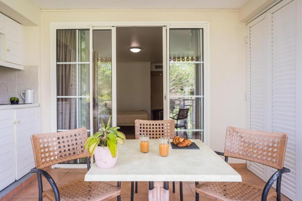 Vacances972 Conceptmultishop Logement A Pierre Et Vacances Сент-Люс Экстерьер фото